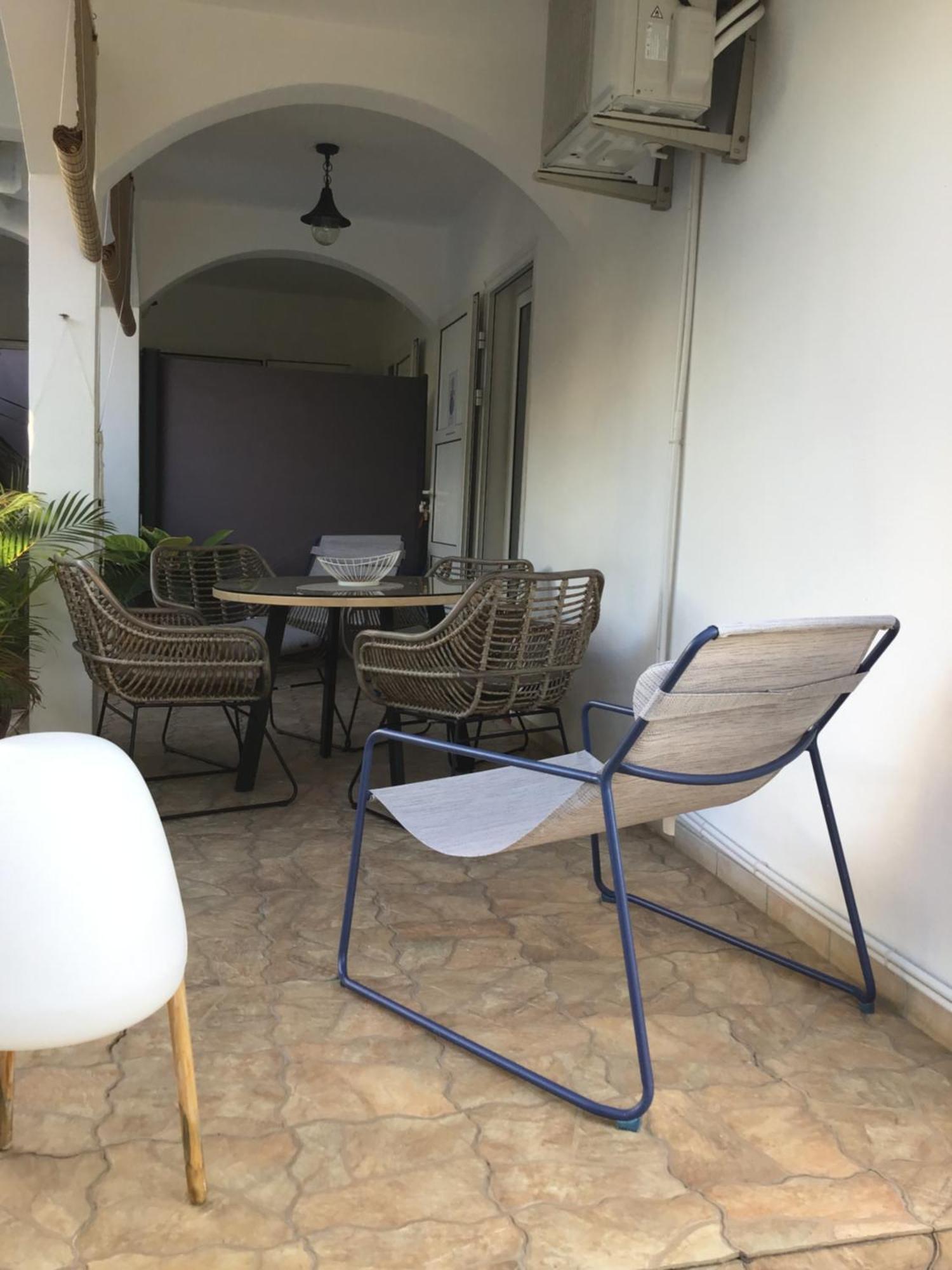 Studio Cosy Avec Piscine Dans Une Villa سان دوني المظهر الخارجي الصورة